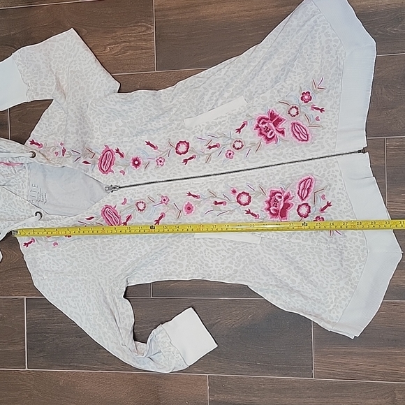 Caite Embroidered Handmade Hoodie Jacket - Picture 6 of 9